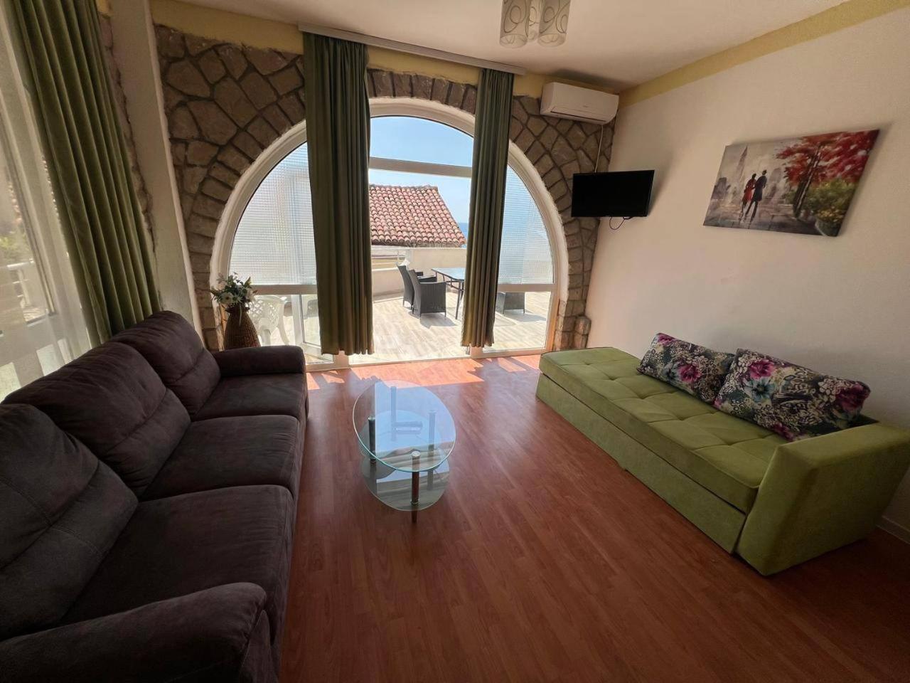 Apartmani Stari Grad 수토모레 외부 사진