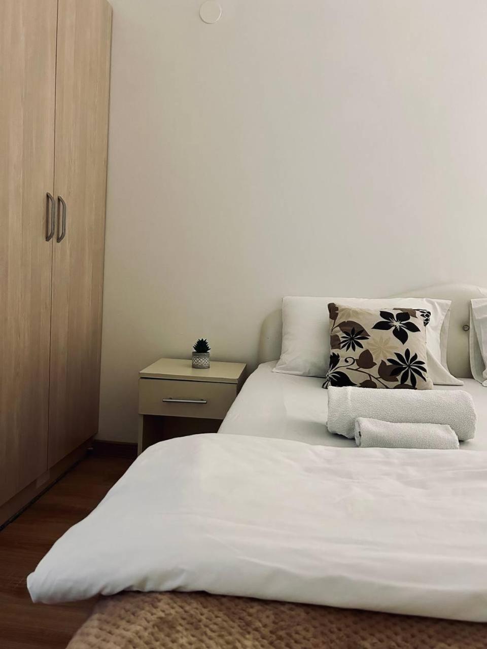 Apartmani Stari Grad 수토모레 외부 사진