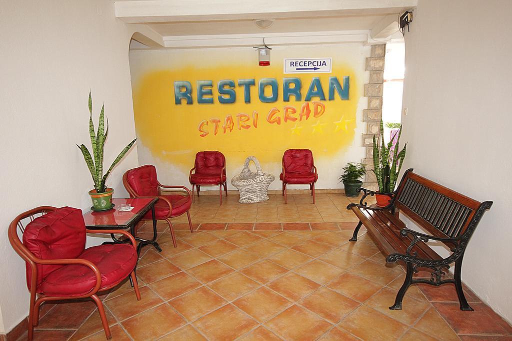 Apartmani Stari Grad 수토모레 외부 사진