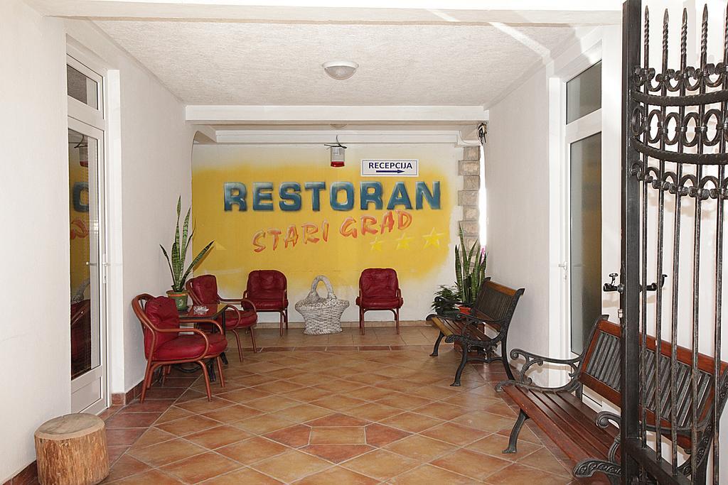 Apartmani Stari Grad 수토모레 외부 사진