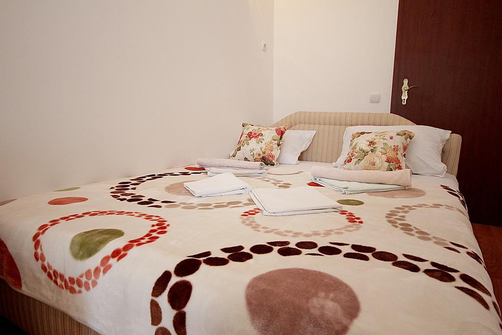 Apartmani Stari Grad 수토모레 외부 사진