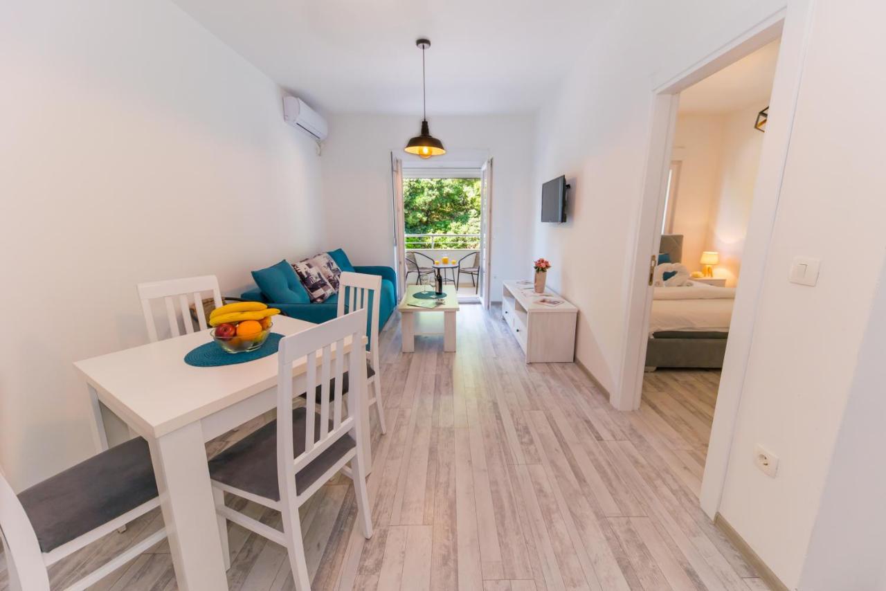 Apartmani Stari Grad 수토모레 외부 사진